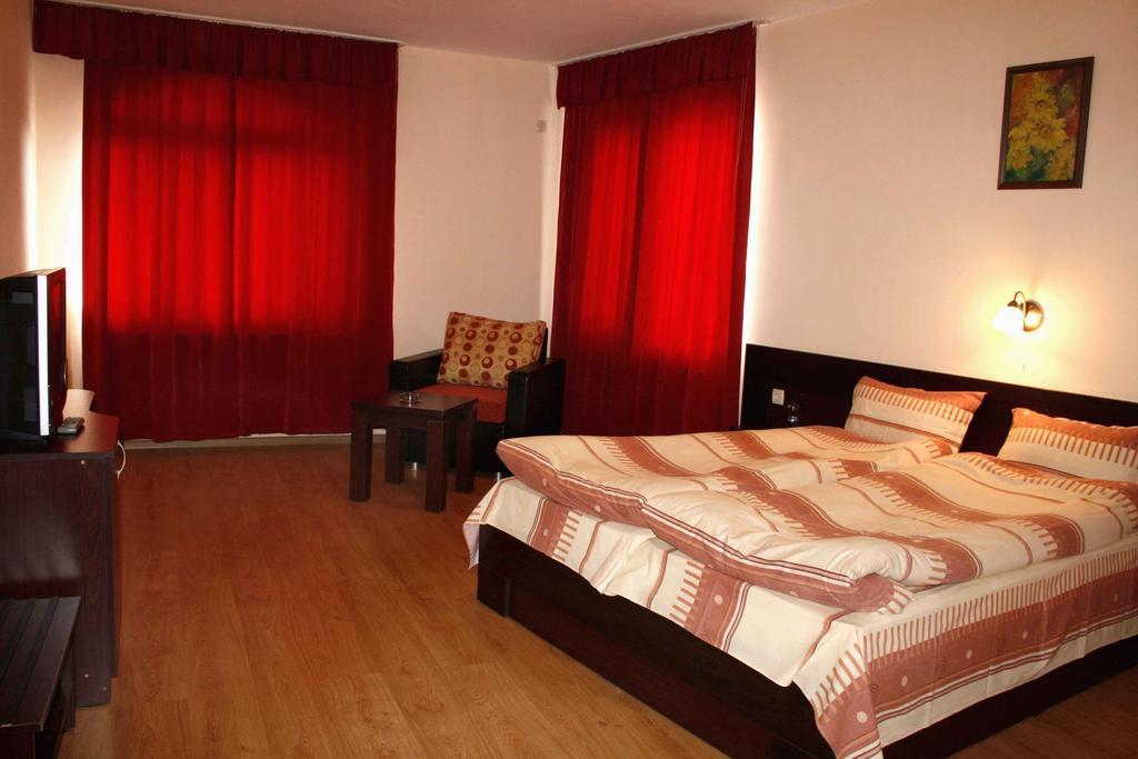Armira Family Hotel Ivaylovgrad Bilik gambar