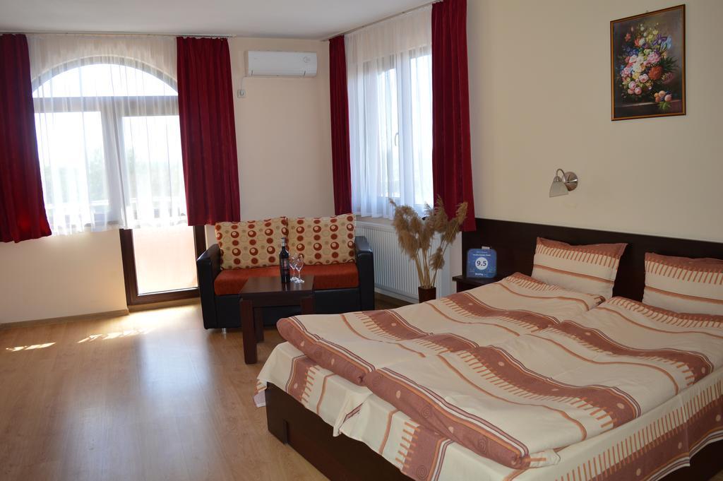 Armira Family Hotel Ivaylovgrad Luaran gambar